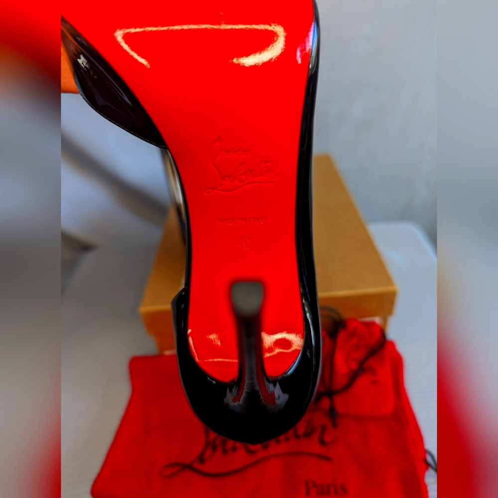 Christian Louboutin IRIZA Patent Black - Picture 3 of 4